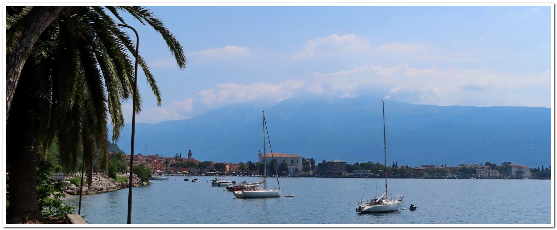 veduta di Maderno, lago di Garda